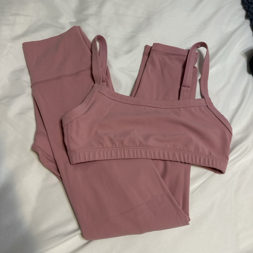 Tart pink aritzia set